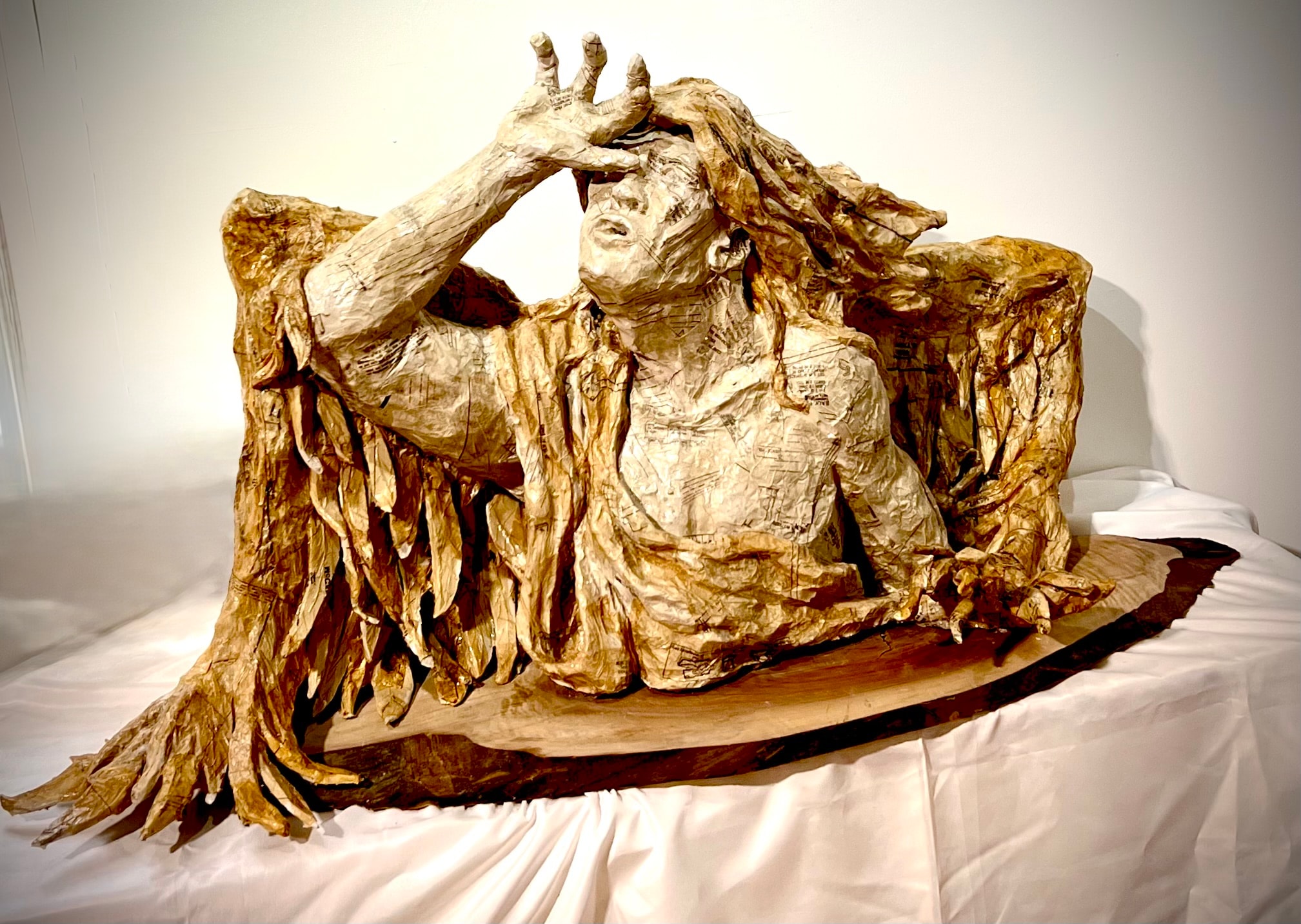 Bronze sculpture by Lynn Peverill